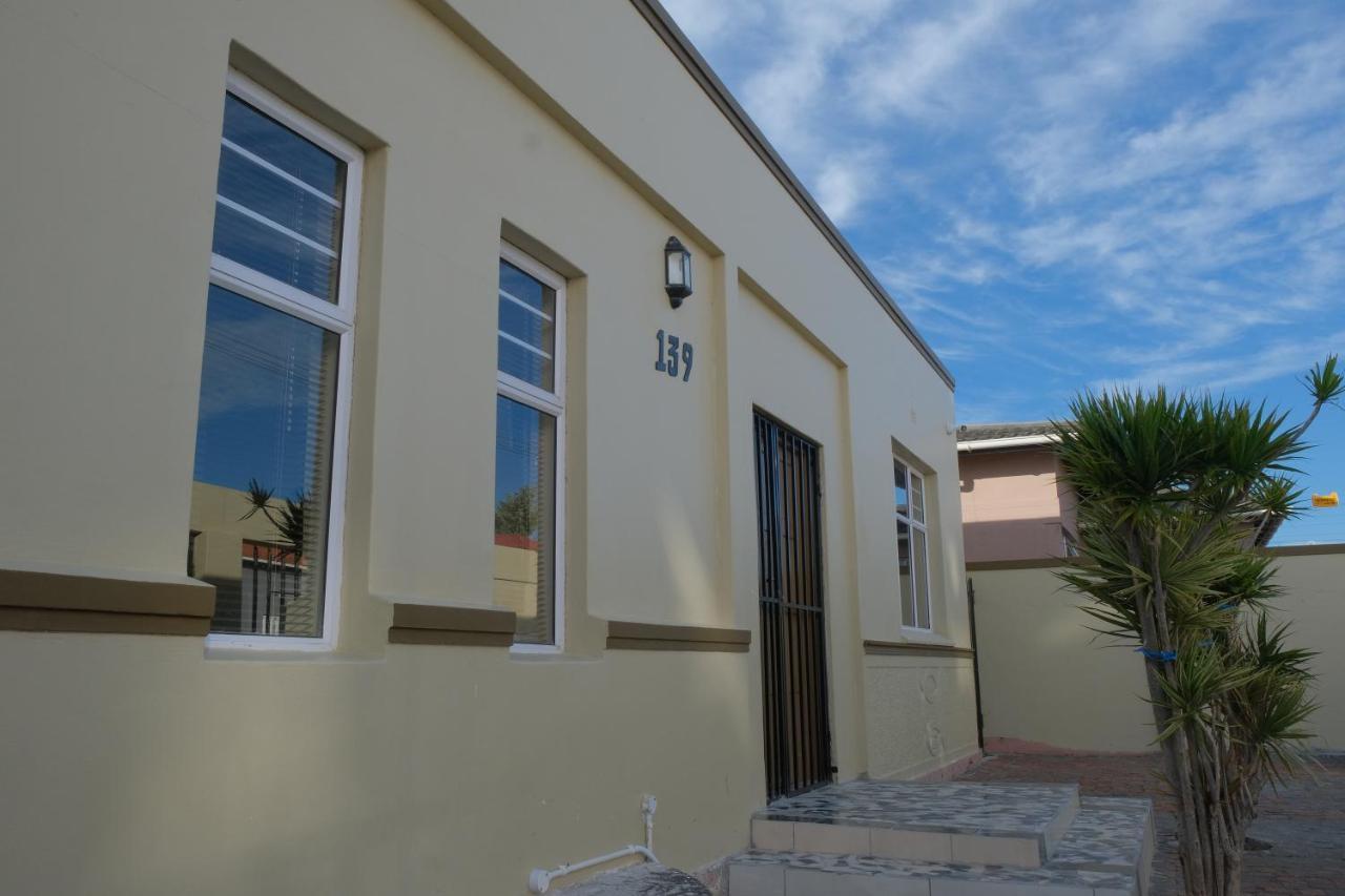פארו Supa Lodge מראה חיצוני תמונה