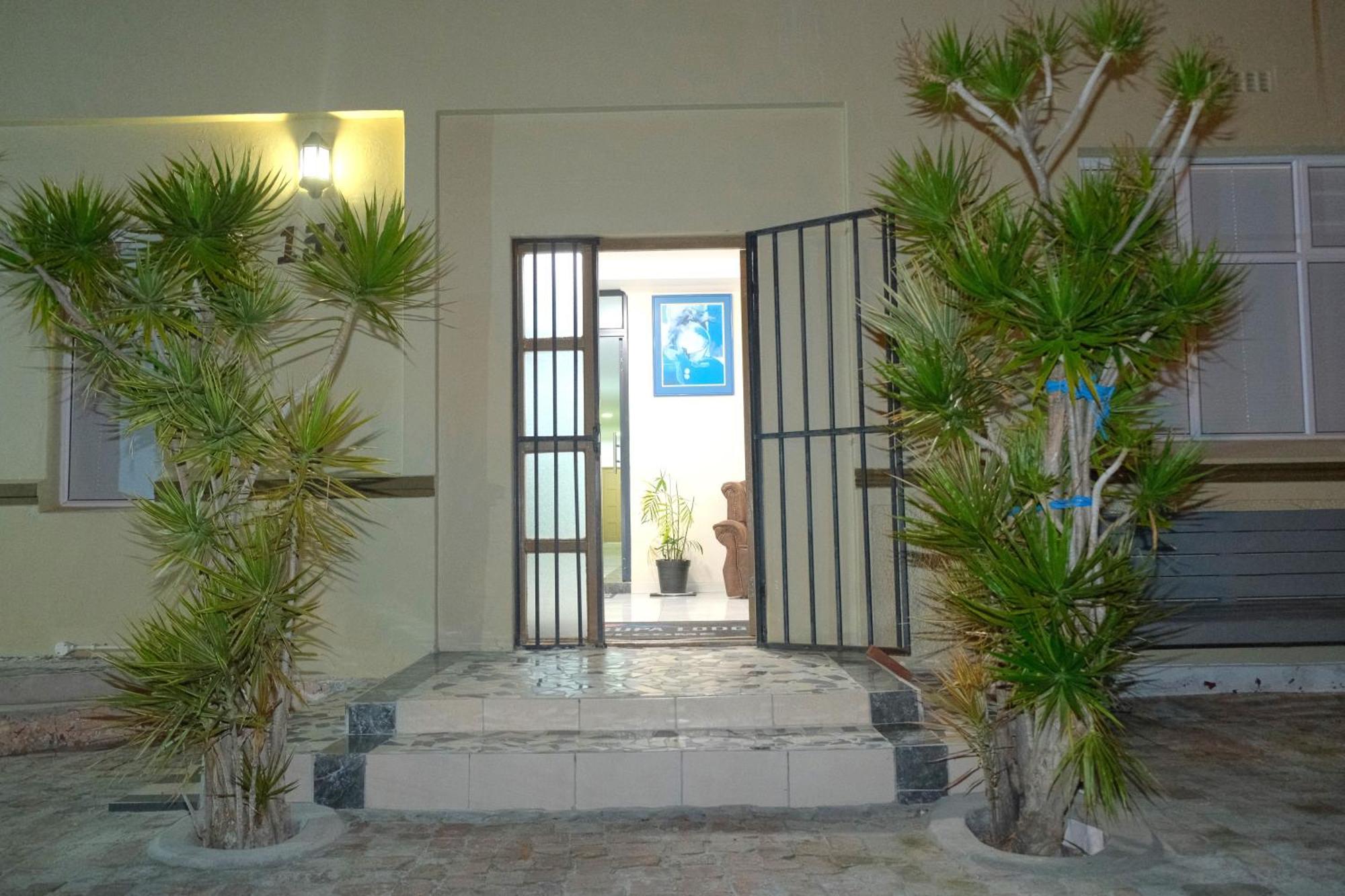 פארו Supa Lodge מראה חיצוני תמונה